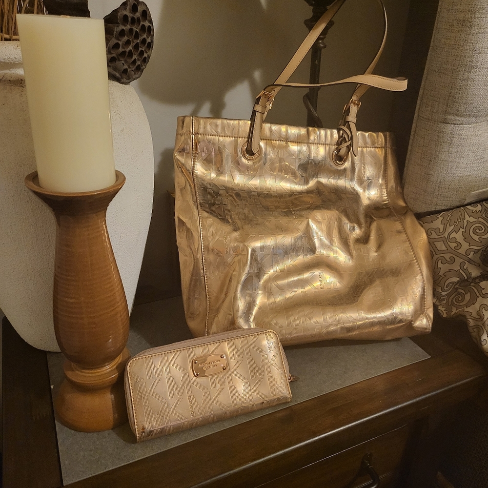 Purse & Wallet